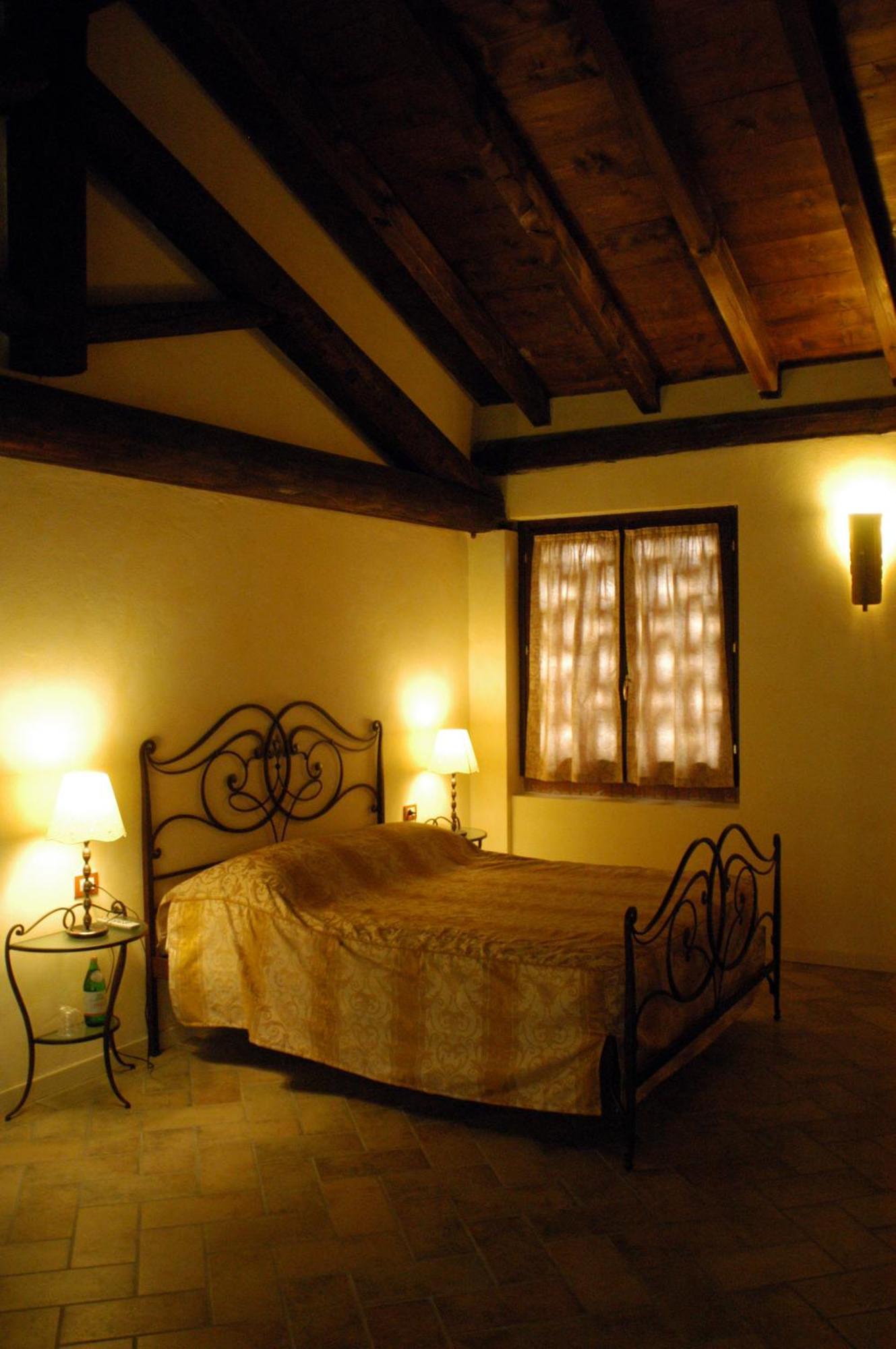 Agriturismo La Camilla コンコレッツォ エクステリア 写真