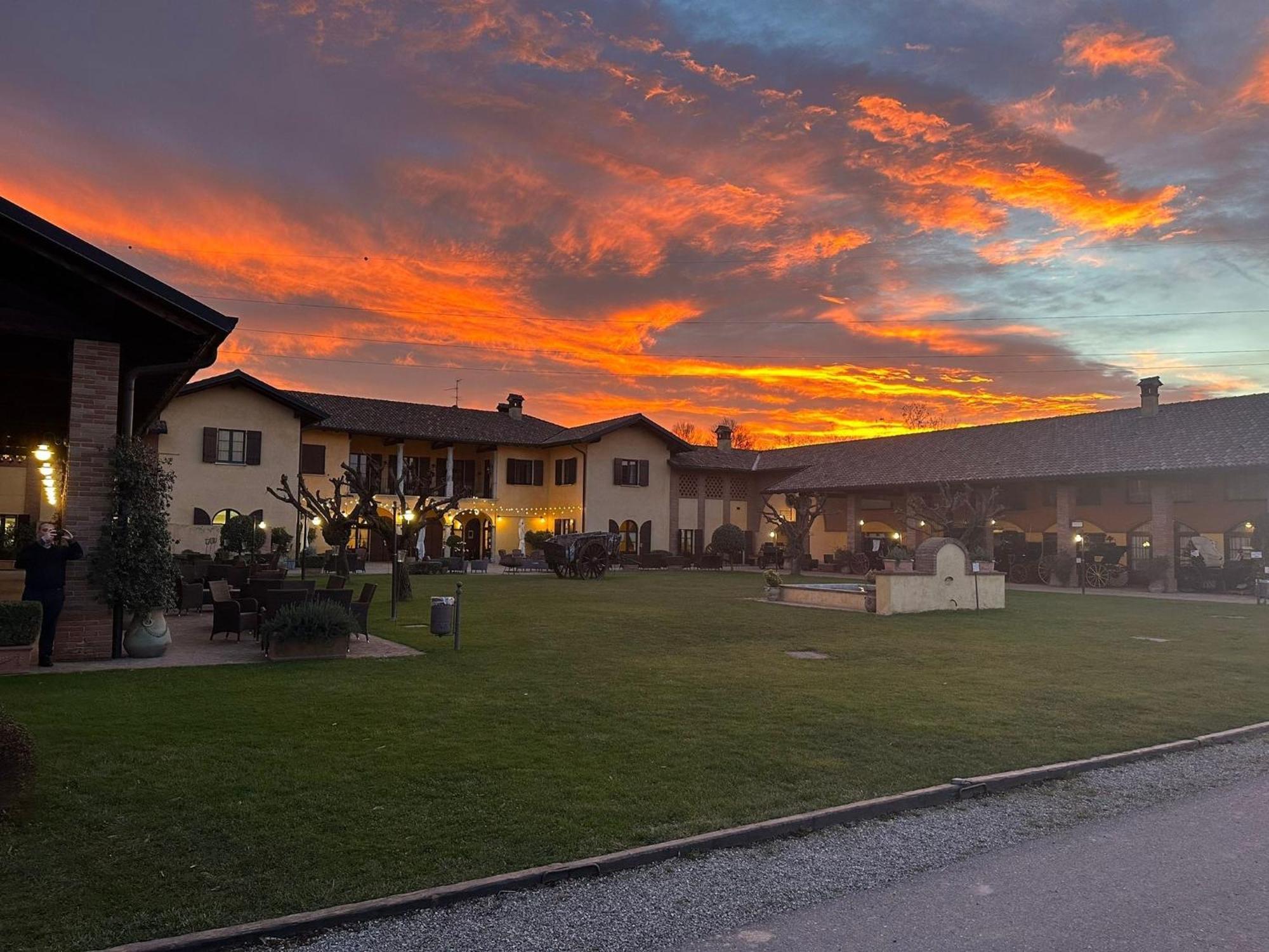 Agriturismo La Camilla コンコレッツォ エクステリア 写真